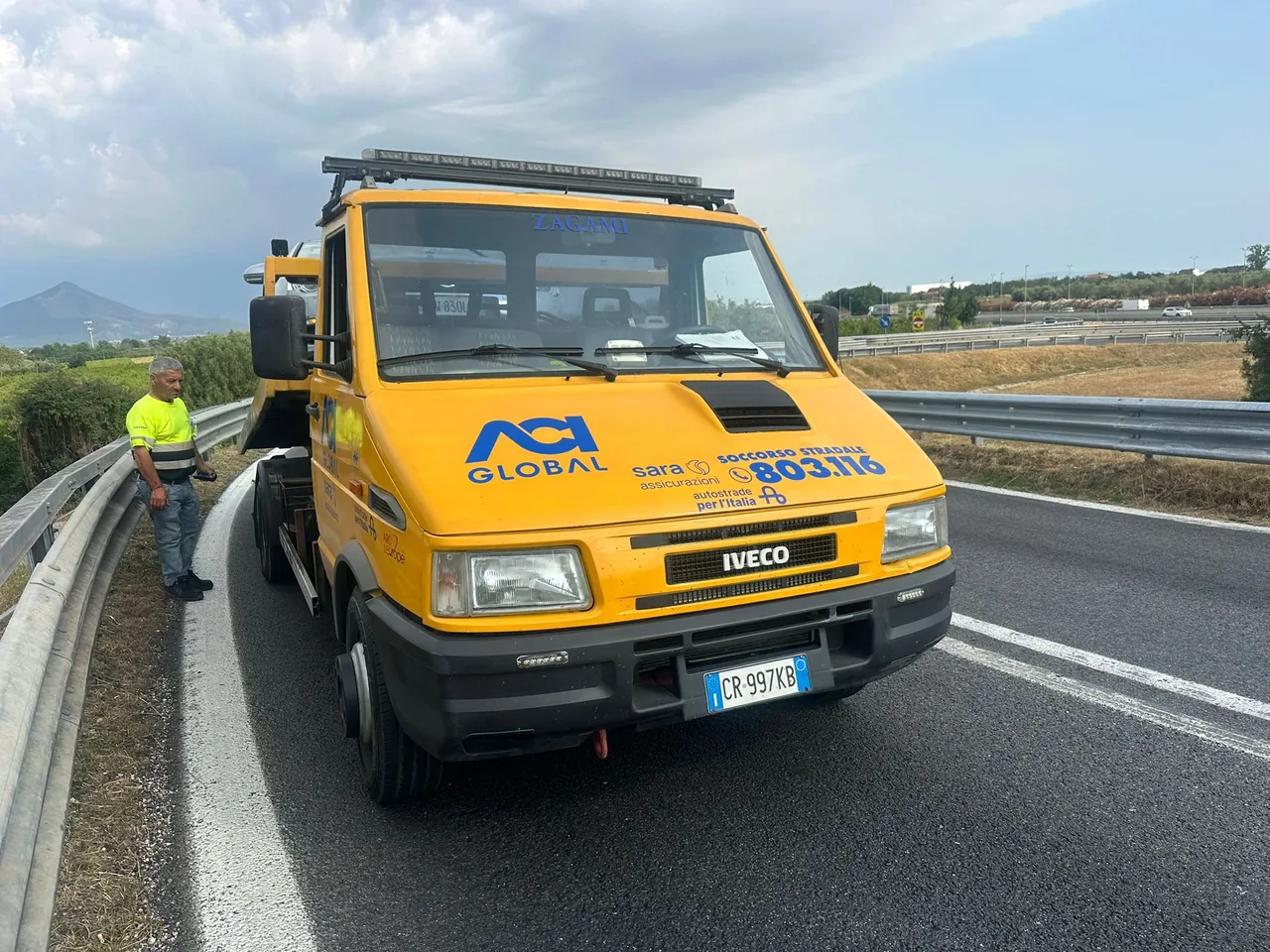 Carroattrezzi Zagami in autostrada — soccorso stradale SS 265 Maddaloni
