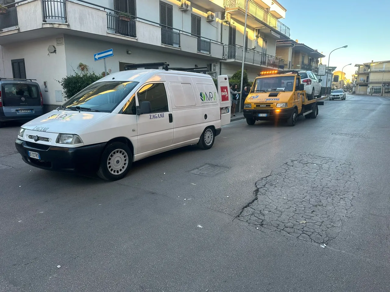 Zagami Service furgone cortesia + carroattrezzi — soccorso urbano Maddaloni
